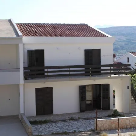 Pag 6529a Διαμέρισμα