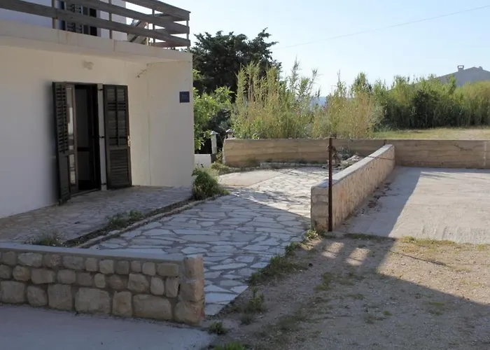 Pag 6529a * Pag Town